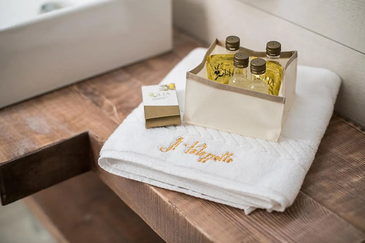 לצ'ה Il Palazzotto Luxury Suites 2*,