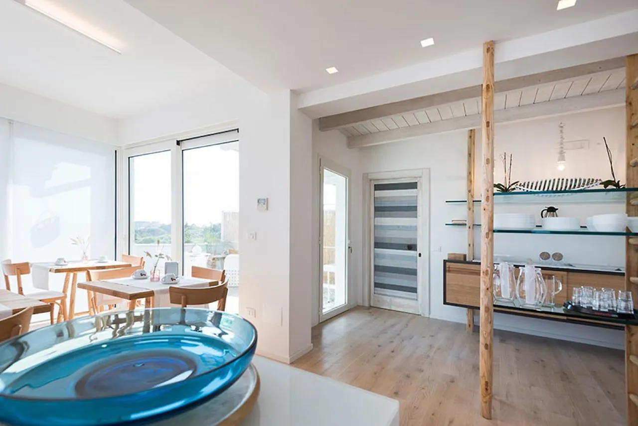 ** לינה וארוחת בוקר לצ'ה Il Palazzotto Luxury Suites איטליה
