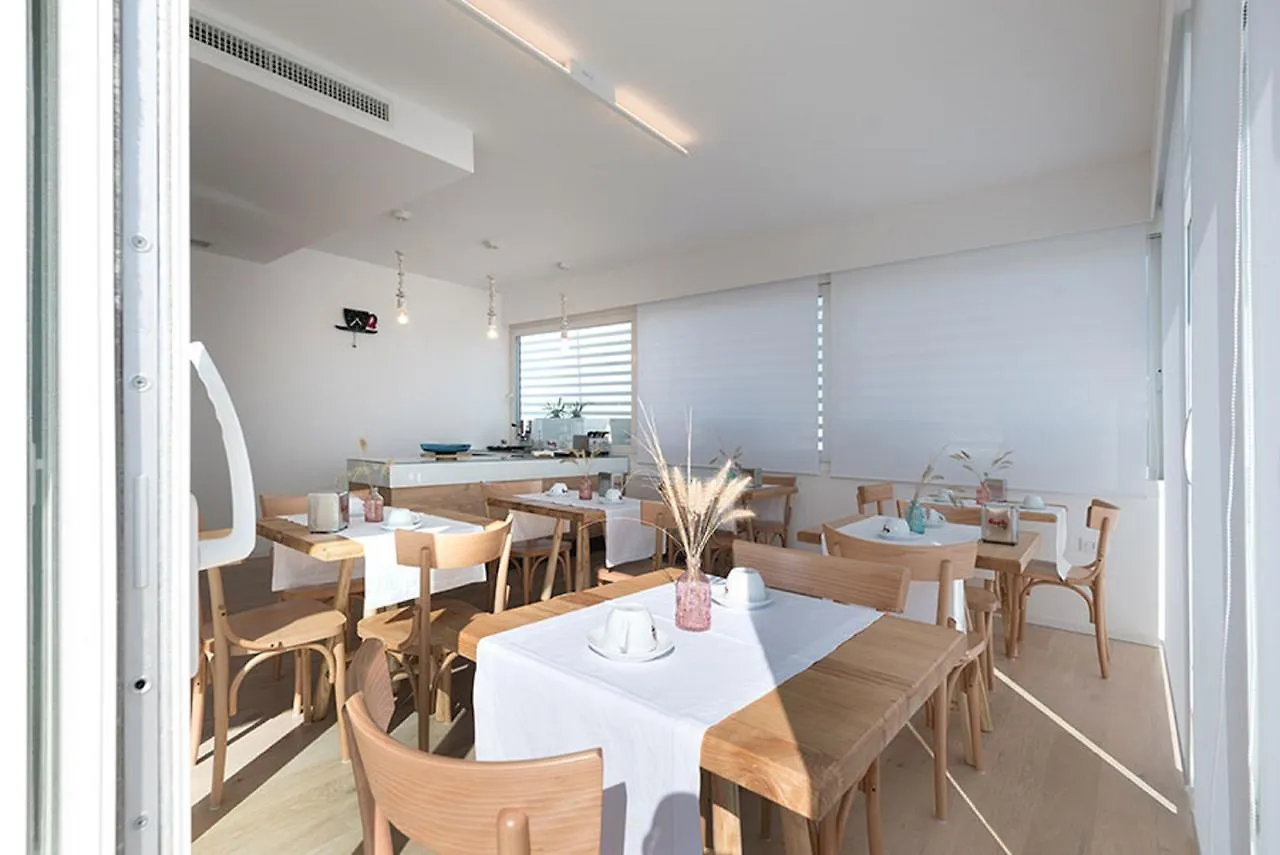 לינה וארוחת בוקר לצ'ה Il Palazzotto Luxury Suites